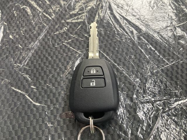 TOYOTA HIACE VAN 2WD 2025 Image 31