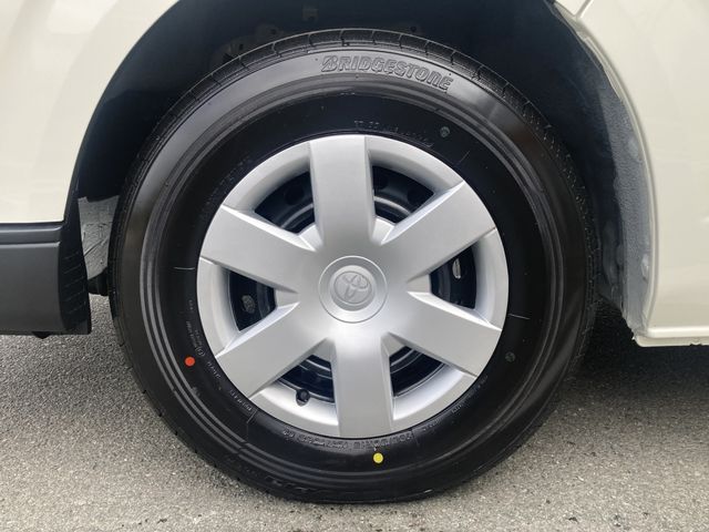 TOYOTA HIACE VAN 2WD 2025 Image 31