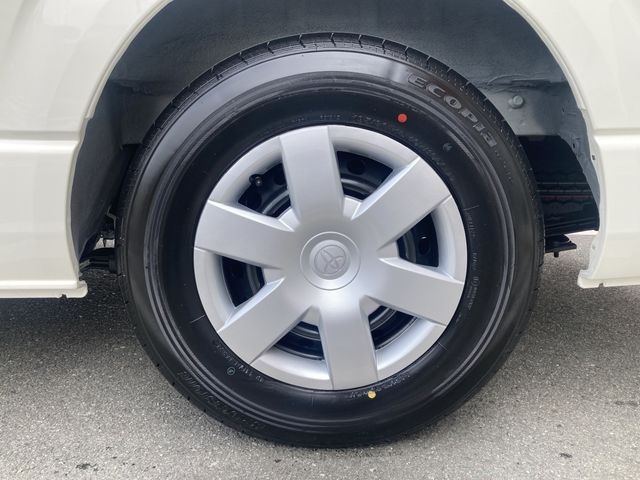 TOYOTA HIACE VAN 2WD 2025 Image 31