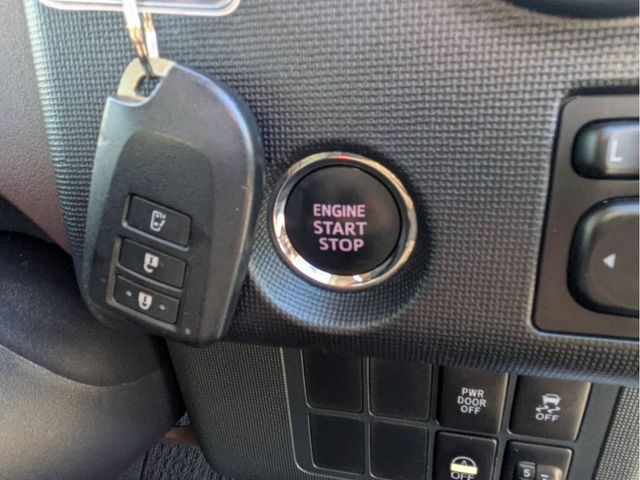 TOYOTA SPADE 2016 Image 31