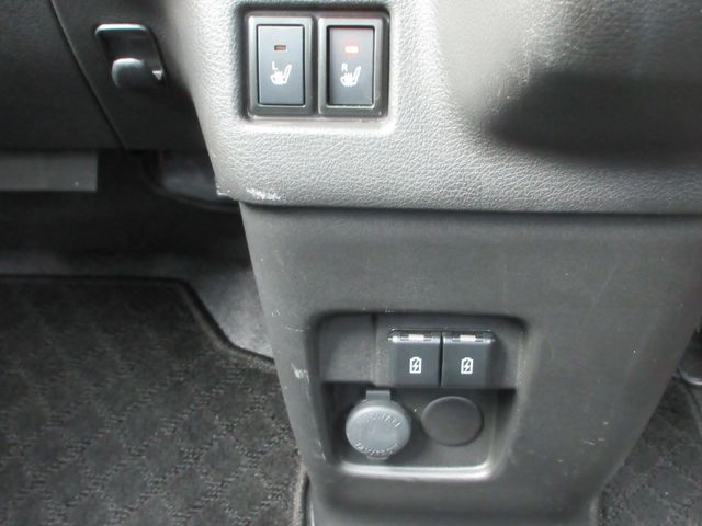 SUZUKI SPACIA 4WD 2022 Image 31