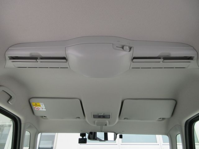 SUZUKI SPACIA 4WD 2022 Image 31