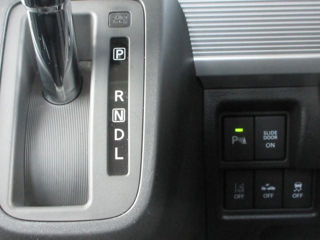 SUZUKI SPACIA 4WD 2022 Image 31