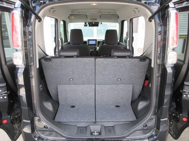 SUZUKI SPACIA 4WD 2022 Image 31