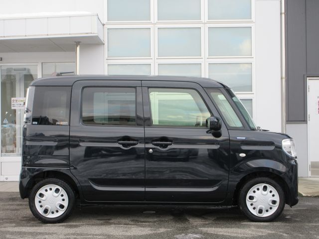 SUZUKI SPACIA 4WD 2022 Image 31