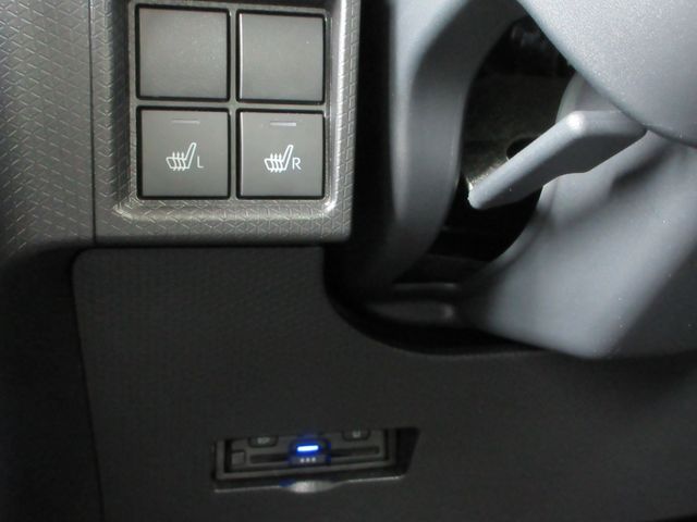 DAIHATSU TANTO 4WD 2022 Image 31