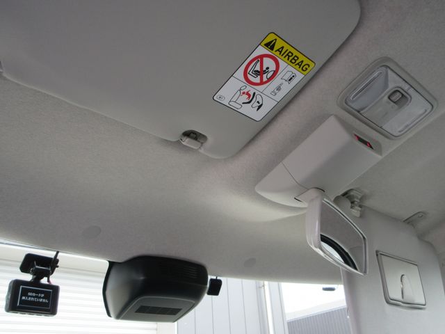 DAIHATSU TANTO 4WD 2022 Image 31