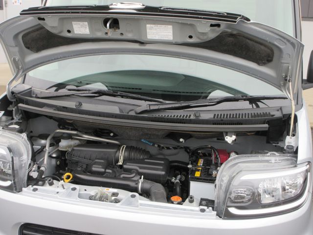 DAIHATSU TANTO 4WD 2022 Image 31