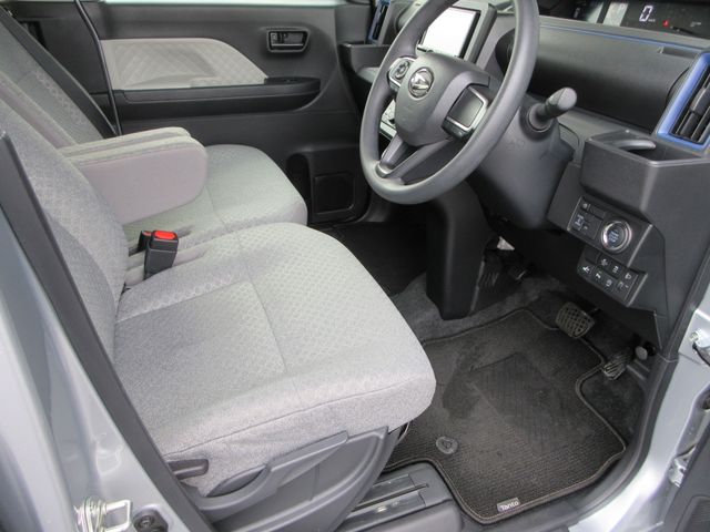 DAIHATSU TANTO 4WD 2022 Image 31