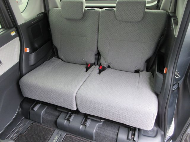 DAIHATSU TANTO 4WD 2022 Image 31