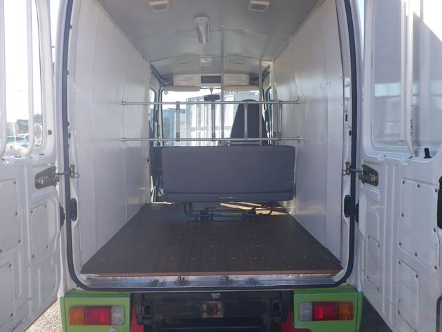 TOYOTA URBAN SUPPORTER 2004 Image 31