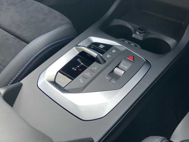 BMW 1SERIES 2025 Image 31