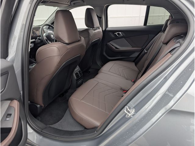 BMW 1SERIES 2025 Image 31