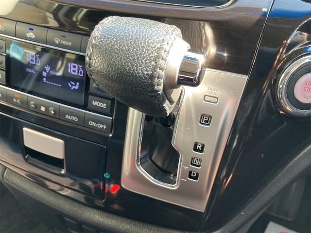 NISSAN ELGRAND  4WD 2013 Image 31