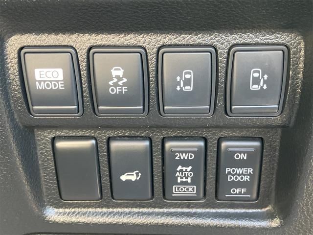 NISSAN ELGRAND  4WD 2013 Image 31