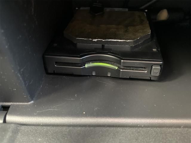 NISSAN ELGRAND  4WD 2013 Image 31