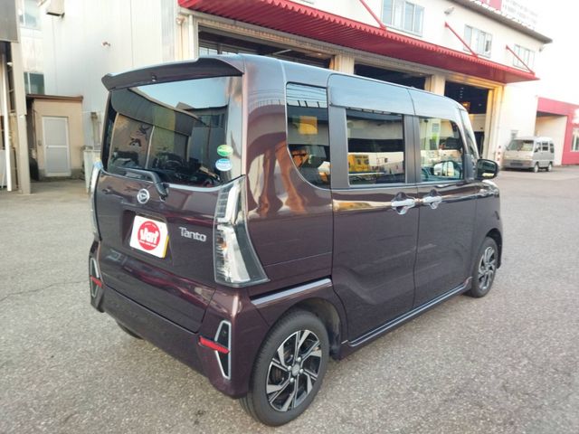 DAIHATSU TANTO CUSTOM 4WD 2020 Image 31