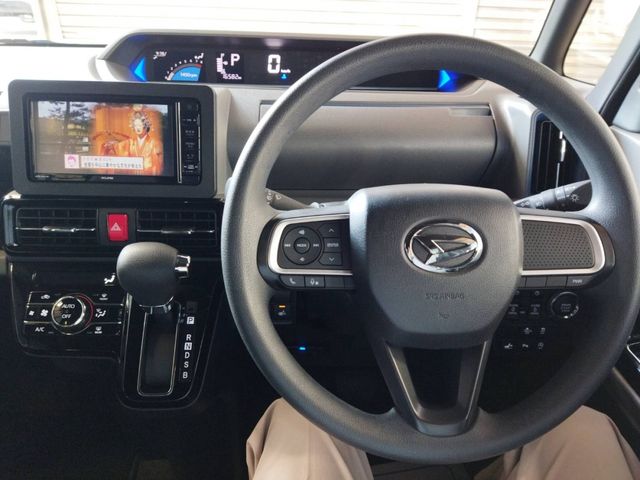 DAIHATSU TANTO CUSTOM 4WD 2020 Image 31