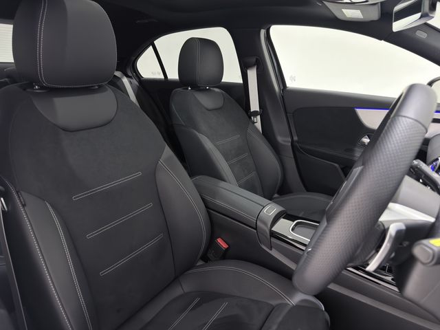 MERCEDES BENZ A CLAS 2025 Image 31