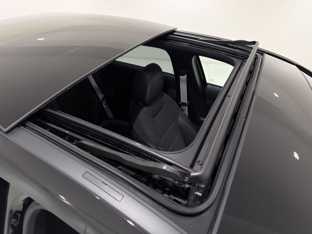 MERCEDES BENZ A CLAS 2025 Image 31