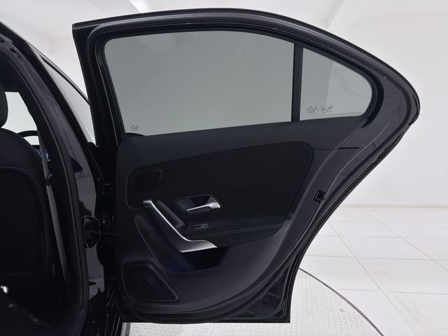MERCEDES BENZ A CLAS 2025 Image 31
