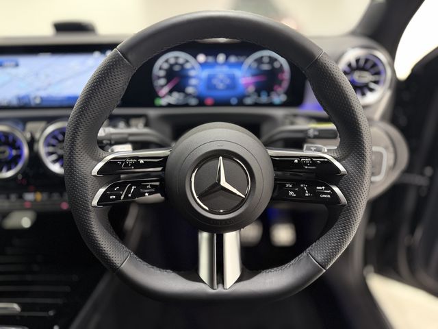 MERCEDES BENZ A CLAS 2025 Image 31