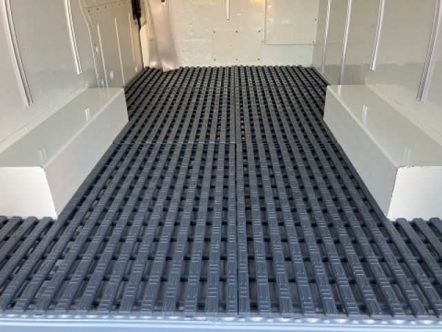 TOYOTA HIACE VAN 2WD 2023 Image 31