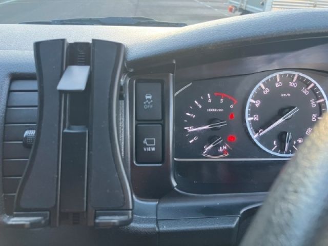 TOYOTA HIACE VAN 2WD 2023 Image 31