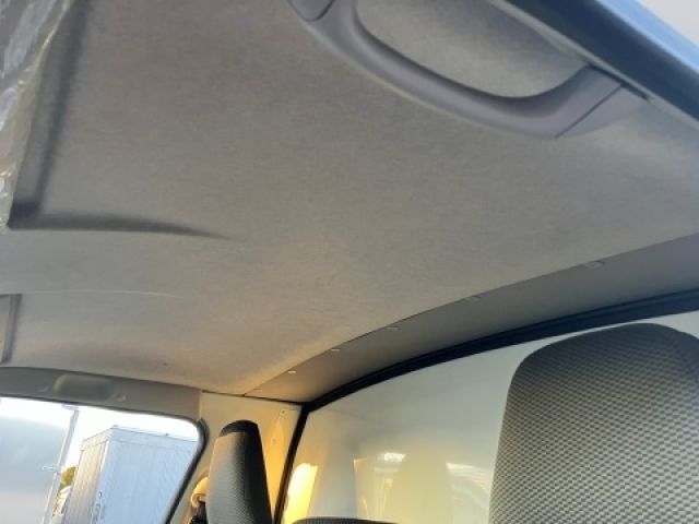 TOYOTA HIACE VAN 2WD 2023 Image 31