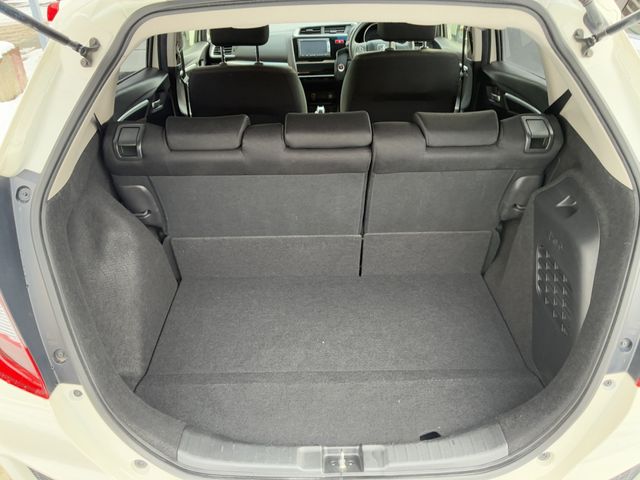 HONDA FIT HYBRID 2015 Image 31