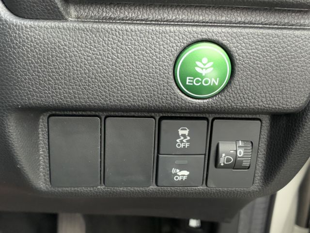 HONDA FIT HYBRID 2015 Image 31