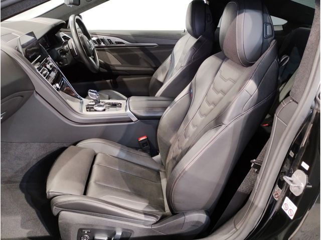 BMW 8SERIES 2021 Image 31