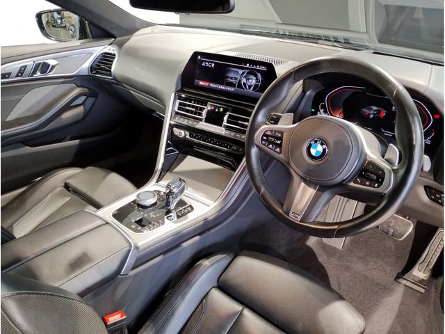BMW 8SERIES 2021 Image 31
