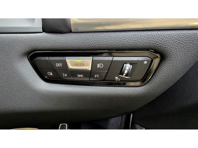 BMW 8SERIES 2021 Image 31