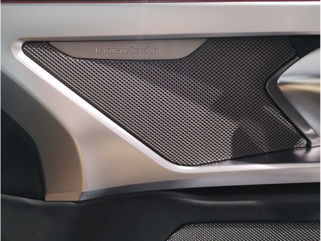 BMW 8SERIES 2021 Image 31