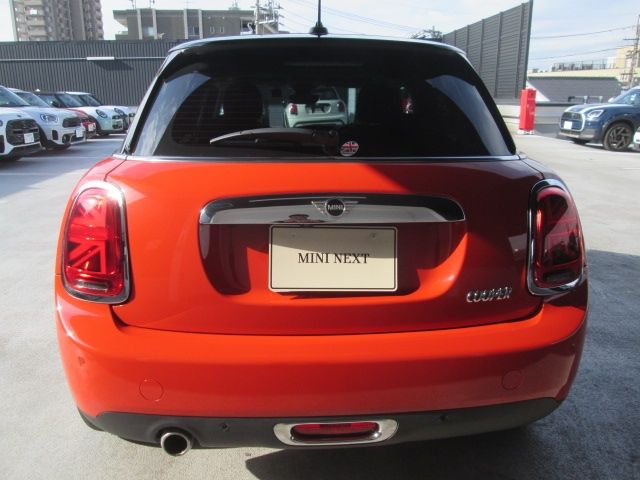 BMW MINI COOPER 5DOOR 2021 Image 31