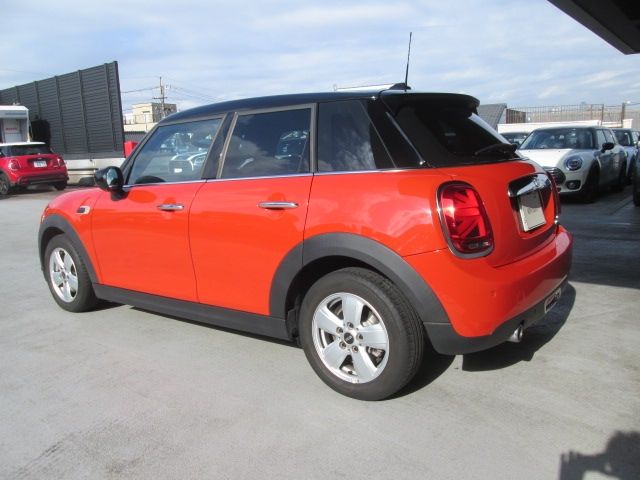 BMW MINI COOPER 5DOOR 2021 Image 31