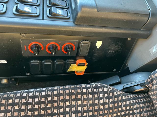 MITSUBISHI FUSOU AERO ACE 2007 Image 31