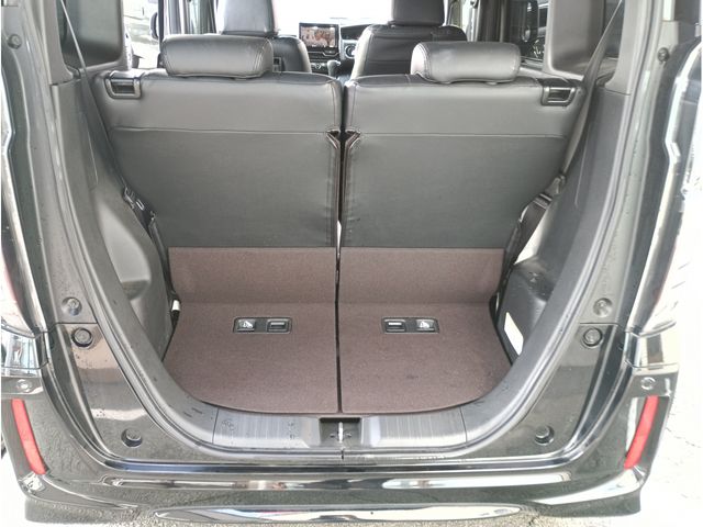 HONDA N BOX CUSTOM 2020 Image 31