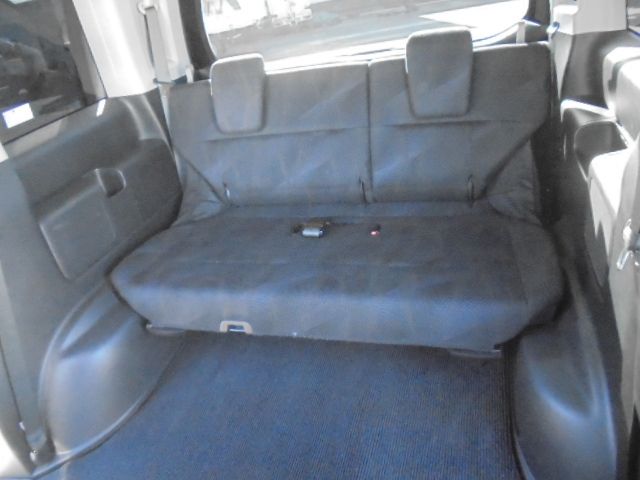 HONDA STEPWAGON SPADA 2010 Image 31