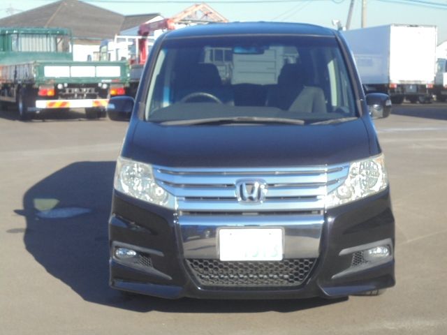 HONDA STEPWAGON SPADA 2010 Image 31