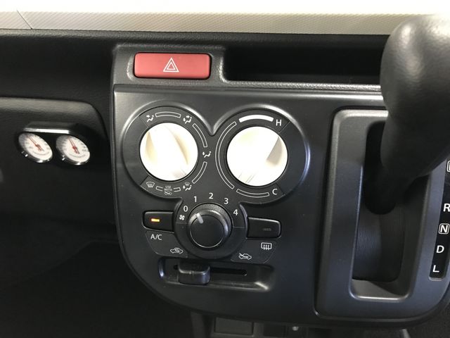 SUZUKI ALTO 2018 Image 31