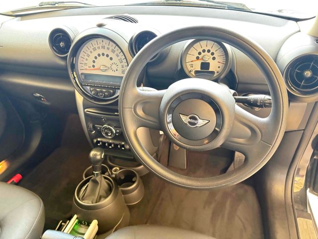 BMW MINI ONE CROSSOV 2013 Image 31