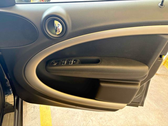 BMW MINI ONE CROSSOV 2013 Image 31