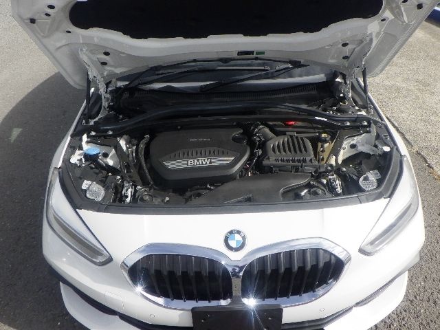 BMW 1SERIES 2020 Image 31