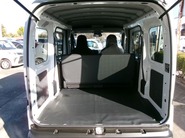 SUBARU SAMBAR VAN 2025 Image 31
