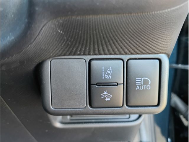 TOYOTA AQUA 2017 Image 31