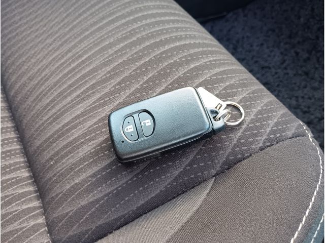 TOYOTA AQUA 2017 Image 31