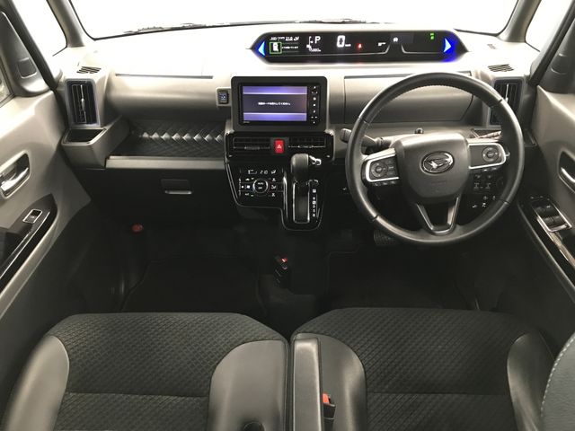 DAIHATSU TANTO CUSTOM 2020 Image 31