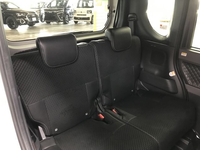 DAIHATSU TANTO CUSTOM 2020 Image 31